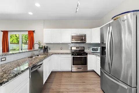 $474,990 | 914 Bret Lane, Austin, TX 78721