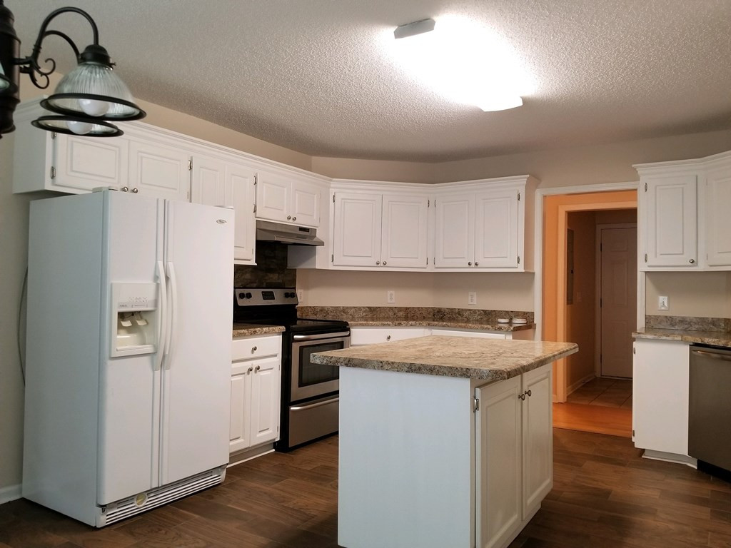 1285 Fallingwater Lane Sumter, SC 29154 - Photo 9 of 23