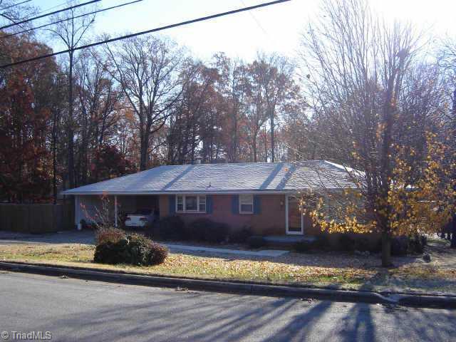 902 Oakview Road High Point, NC 27265 - Photo 1 of 7 Exterior Front.