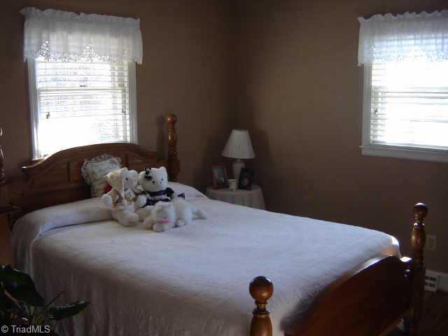 902 Oakview Road High Point, NC 27265 - Photo 7 of 7 Other.