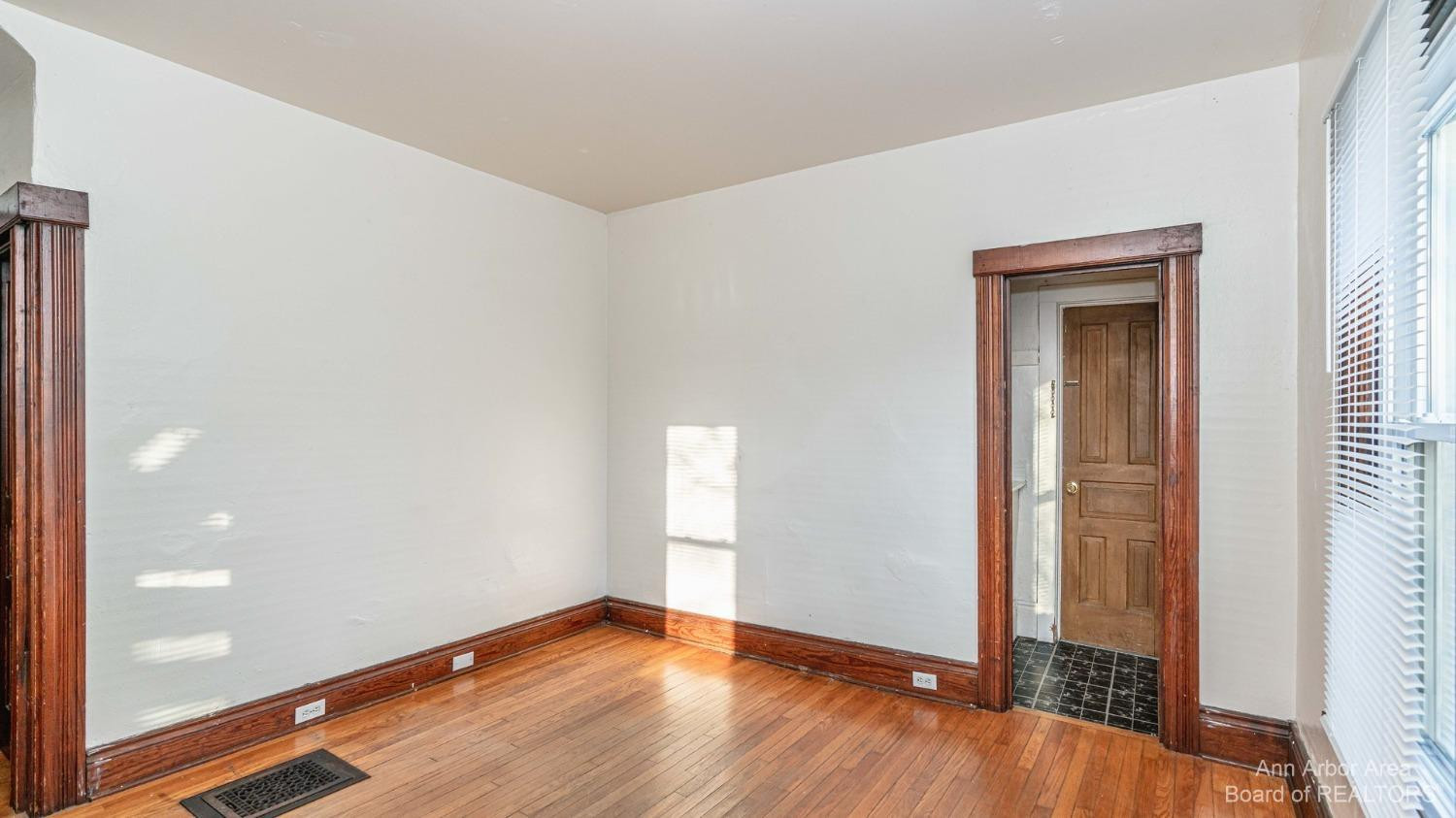 1372 Leforge Road Ypsilanti, MI 48198 - Photo 23 of 85 Photo 23