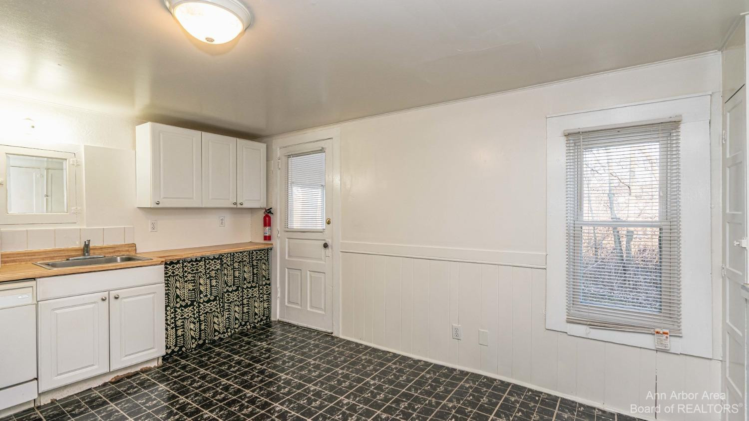 1372 Leforge Road Ypsilanti, MI 48198 - Photo 35 of 85 Photo 35