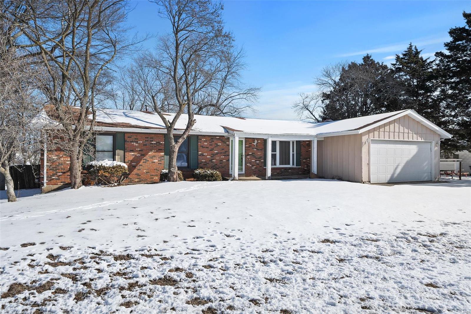2432 Muegge Road St. Charles, MO 63303 - Photo 1 of 33 Gallery Image 1