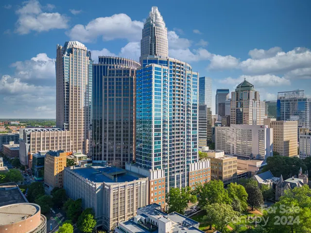 $365,000 | 210 North Church Street, Unit 2513, Charlotte, NC 28202