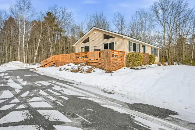 $335,000 | 36 Pennmaric Road, Augusta, ME 04330