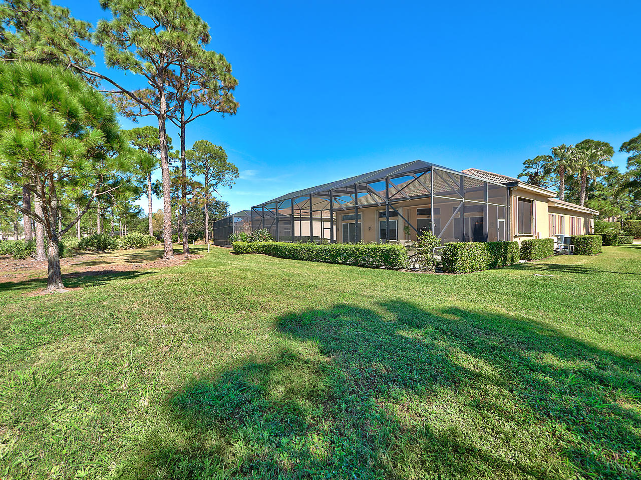8633 Tompson Point Road Port St. Lucie, FL 34986 - Photo 24 of 31 Back View