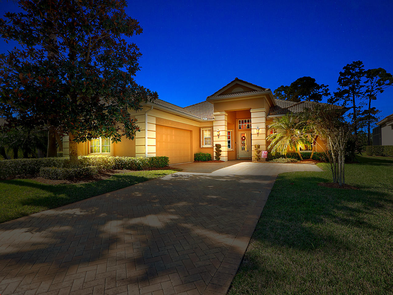 8633 Tompson Point Road Port St. Lucie, FL 34986 - Photo 25 of 31 Night Exposure