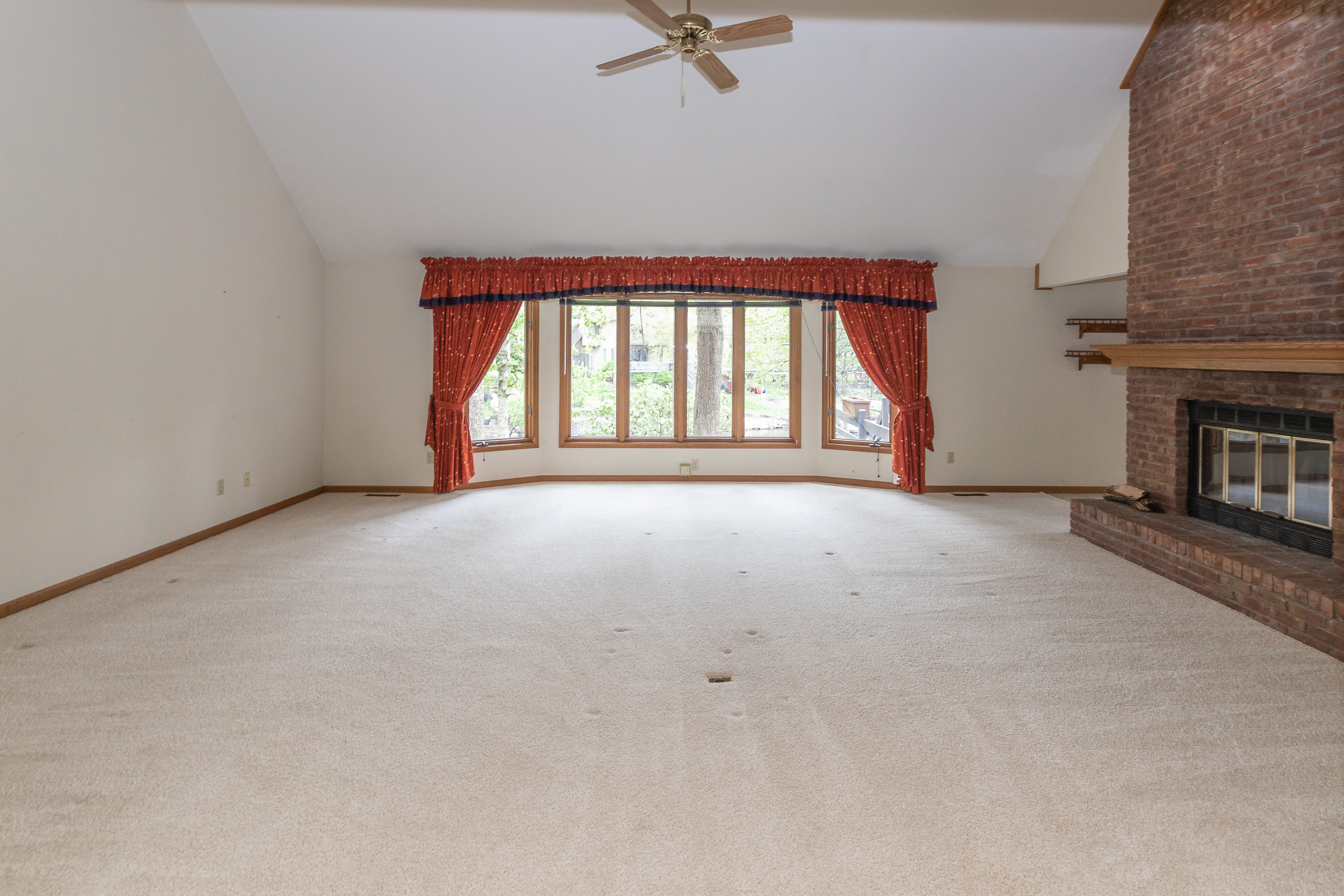 9801 Gulfstream Court Fishers, IN 46037 - Photo 11 of 29