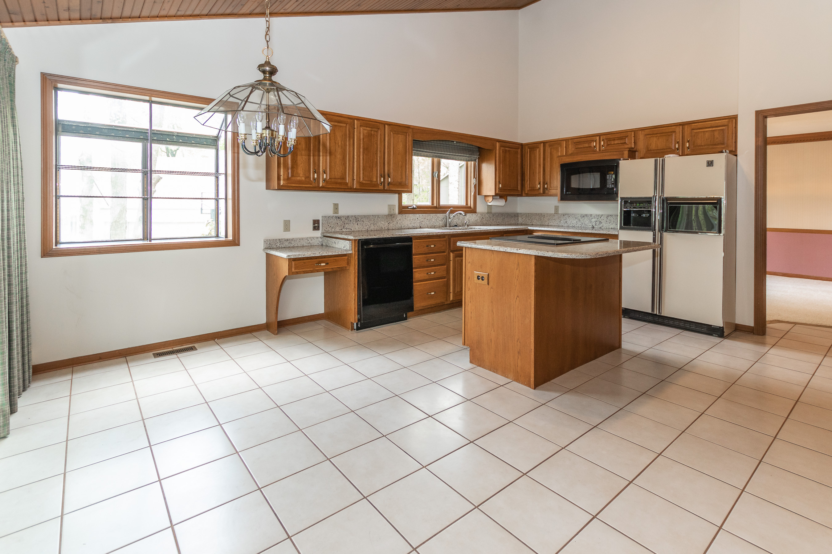 9801 Gulfstream Court Fishers, IN 46037 - Photo 13 of 29