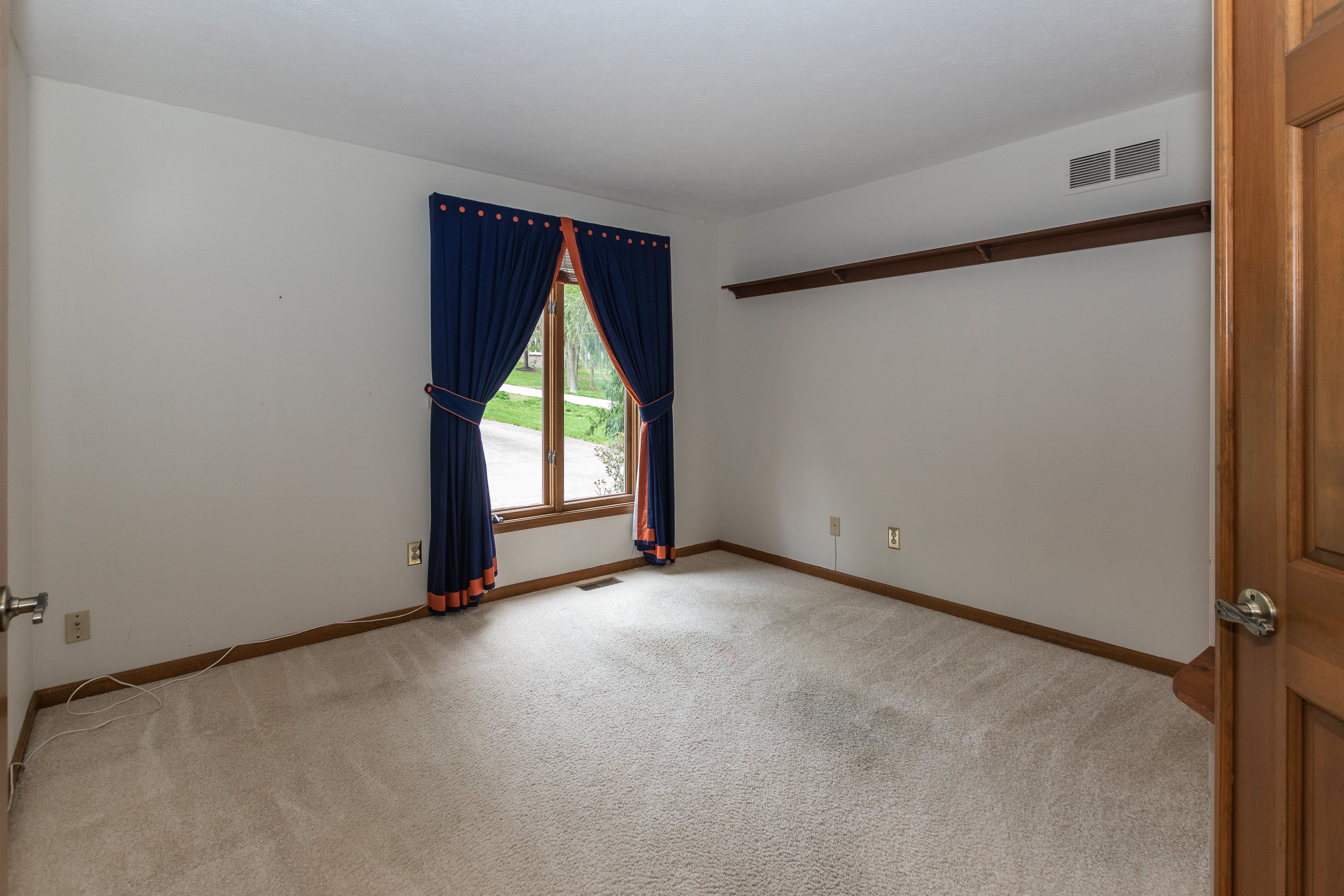 9801 Gulfstream Court Fishers, IN 46037 - Photo 15 of 29