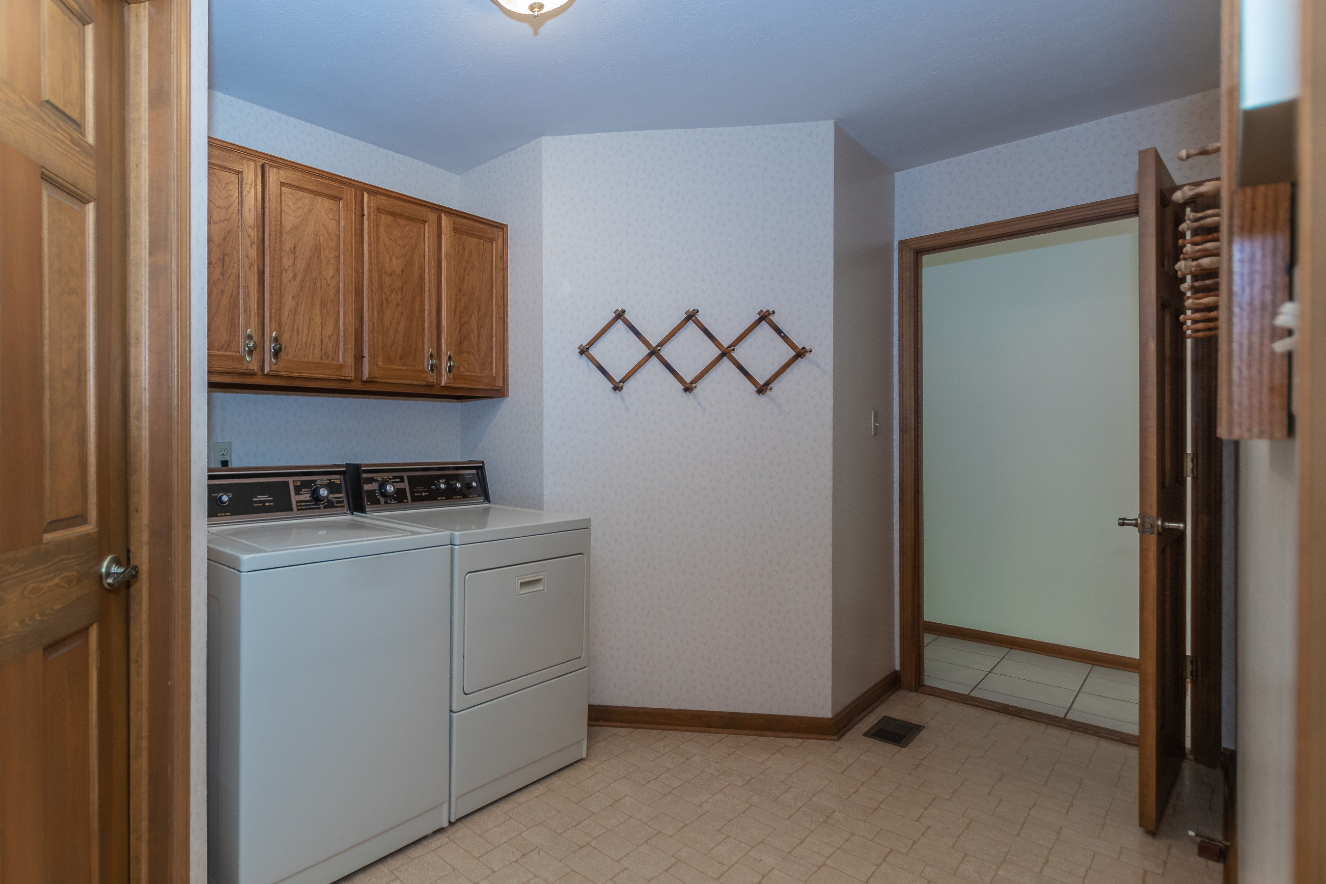 9801 Gulfstream Court Fishers, IN 46037 - Photo 18 of 29