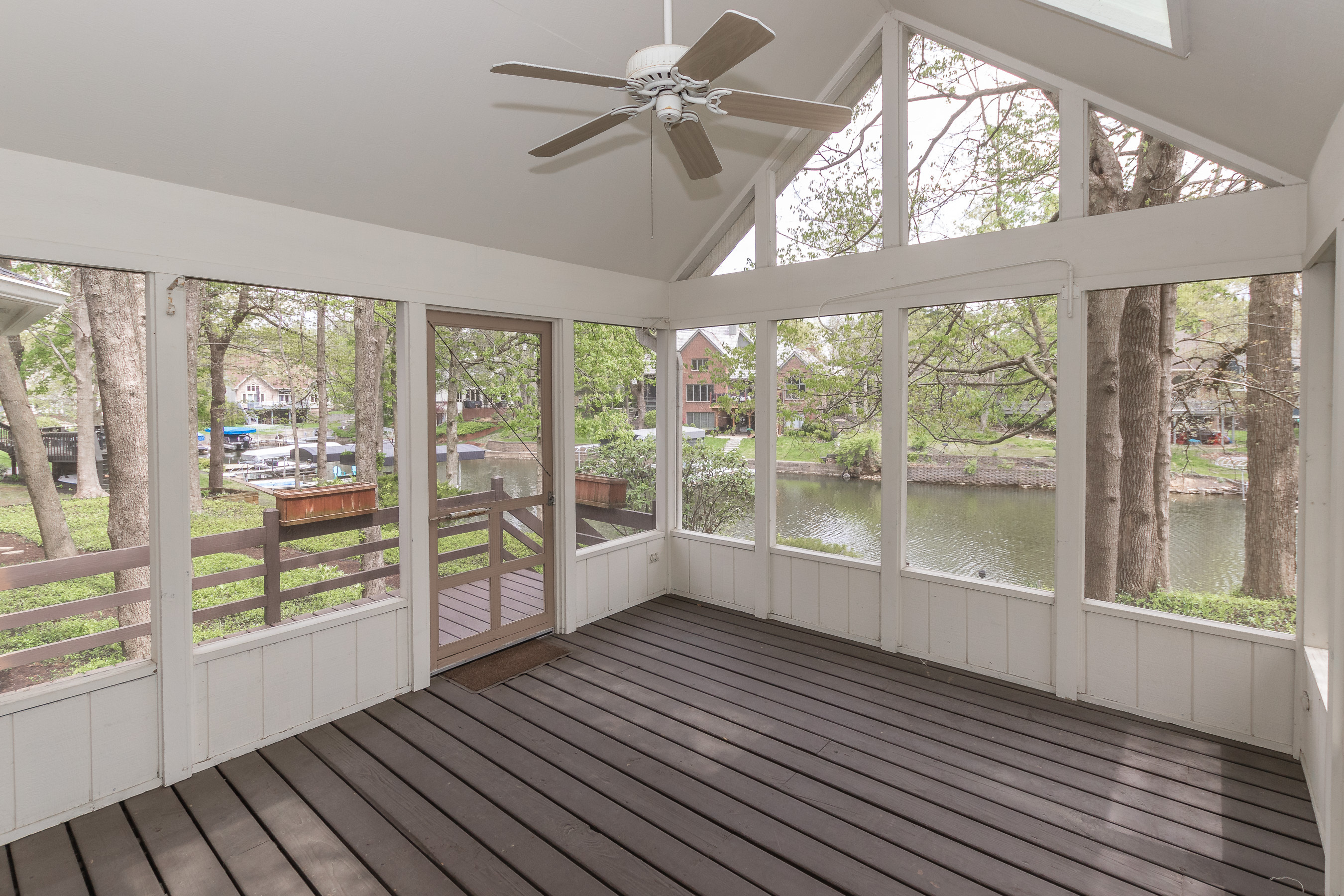 9801 Gulfstream Court Fishers, IN 46037 - Photo 5 of 29