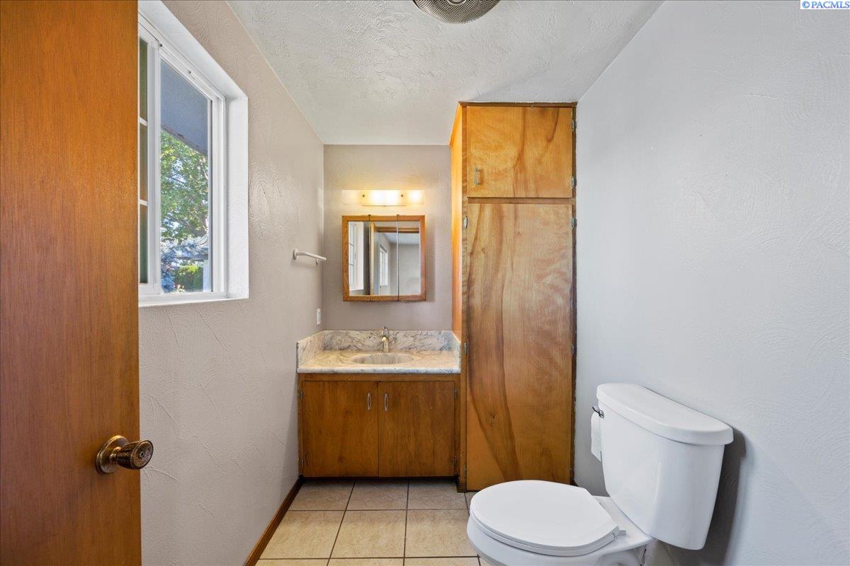 210404 East Schuster Road Kennewick, WA 99337 - Photo 18 of 33 Gallery Image 18