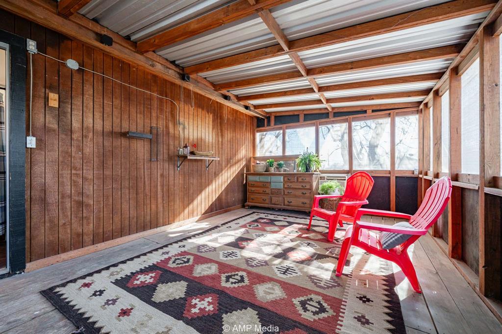 941 Harold Street Albany, TX 76430 - Photo 19 of 22 a room with furniture