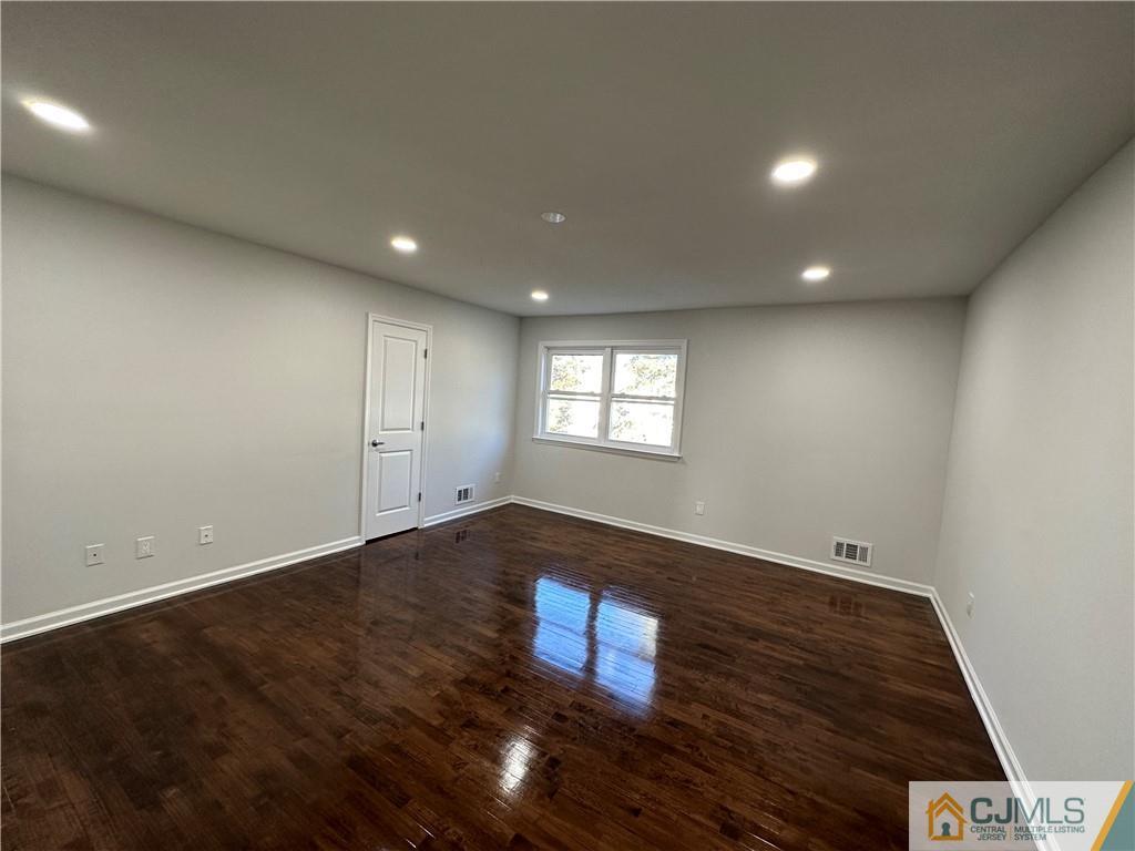 3305 Hana Road Edison, NJ 08817 - Photo 33 of 41