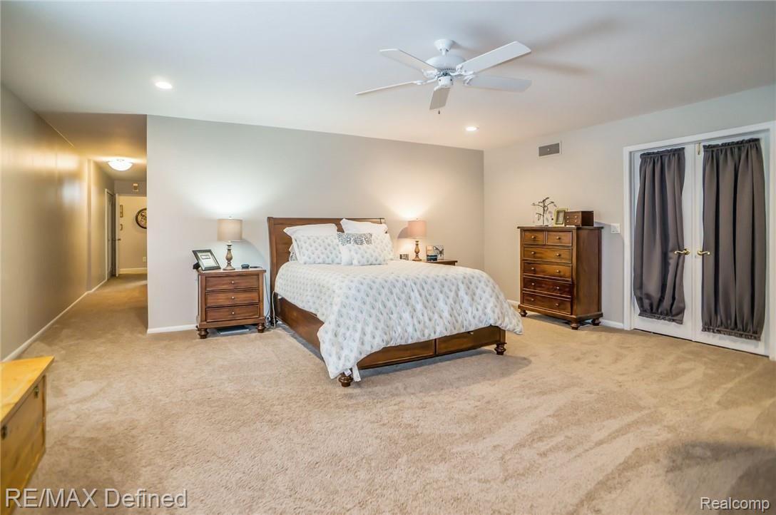 5067 North Georgetown Road Grand Blanc, MI 48439 - Photo 11 of 29 25.jpg