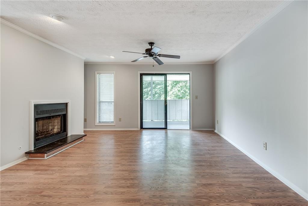 1004 Wynnes Ridge Circle Marietta, GA 30067 - Photo 4 of 24