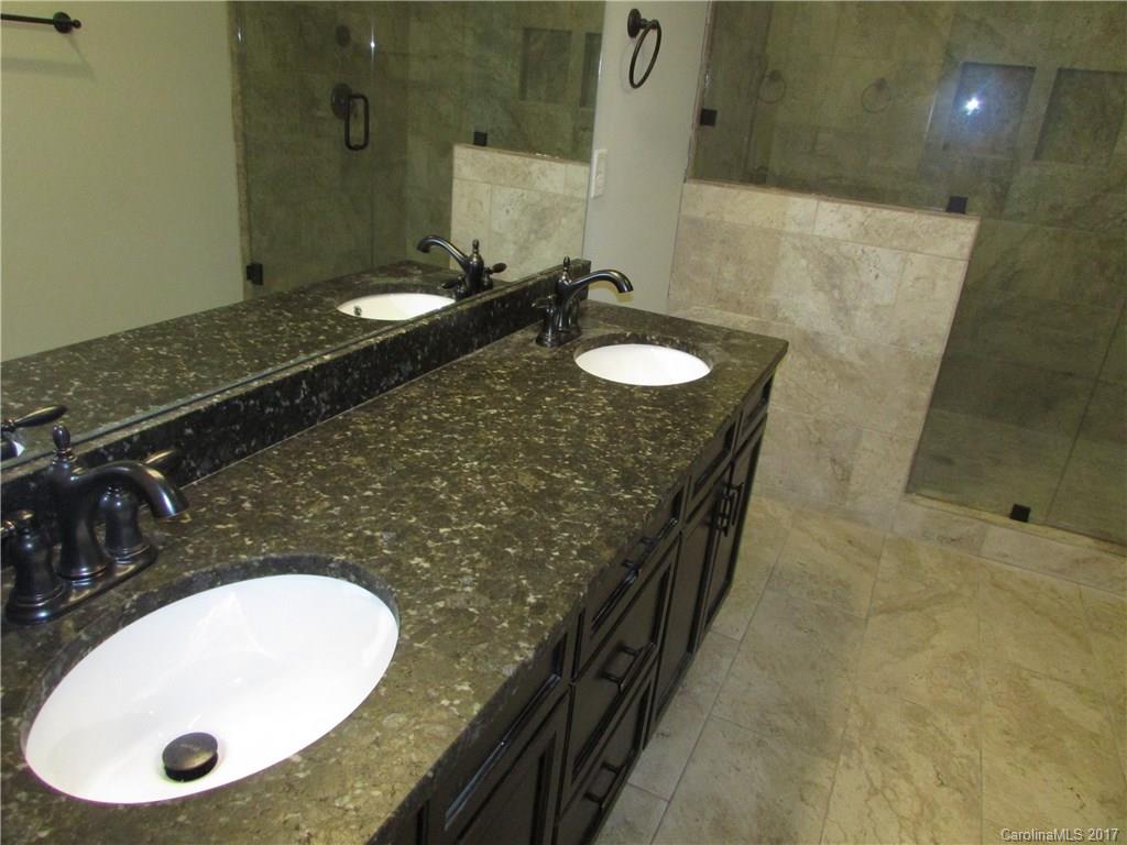 1807 Country Club Road, Unit 7 Hendersonville, NC 28739 - Photo 12 of 24 Gallery Image 12