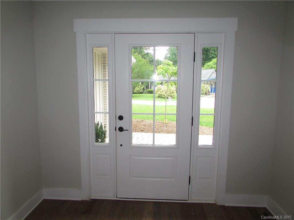 1807 Country Club Road, Unit 7 Hendersonville, NC 28739 - Photo 9 of 24 Gallery Image 9