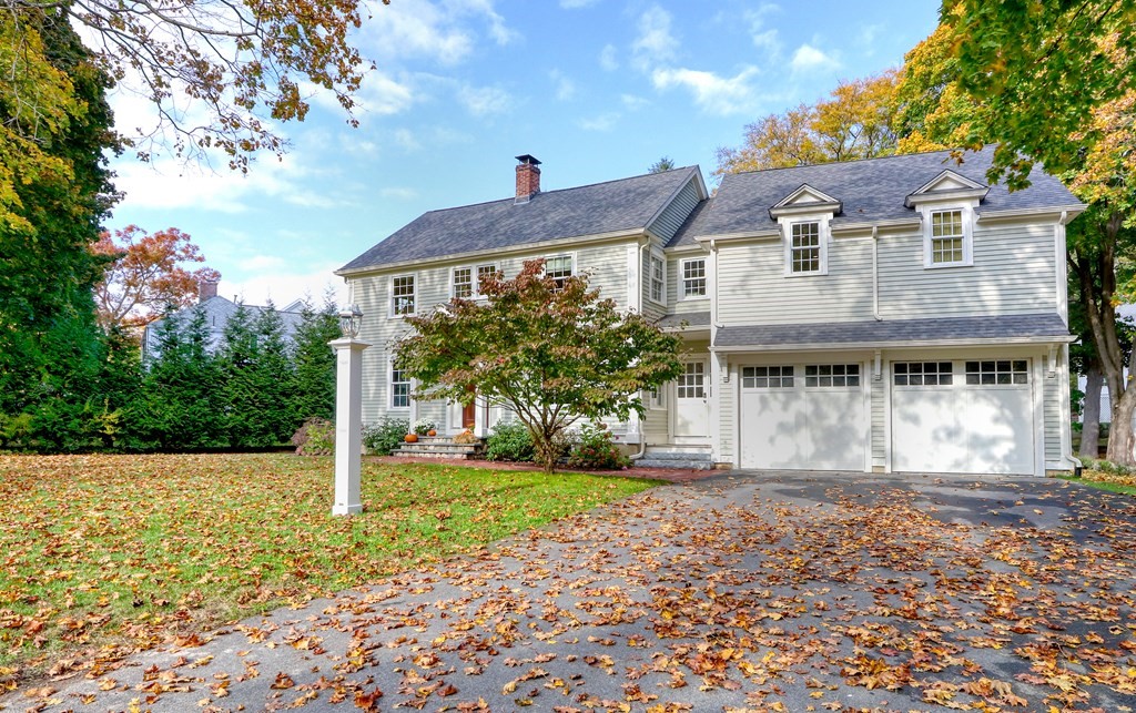 36 Jackson Road Wellesley, MA 02481 - Photo 2 of 32