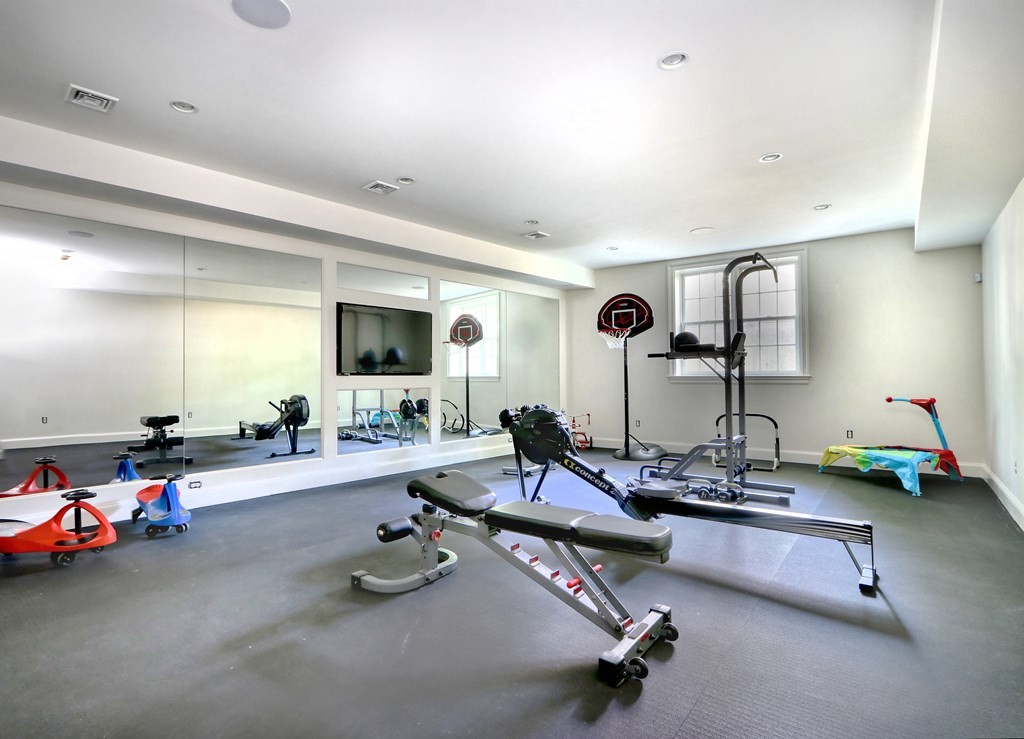 36 Jackson Road Wellesley, MA 02481 - Photo 29 of 32