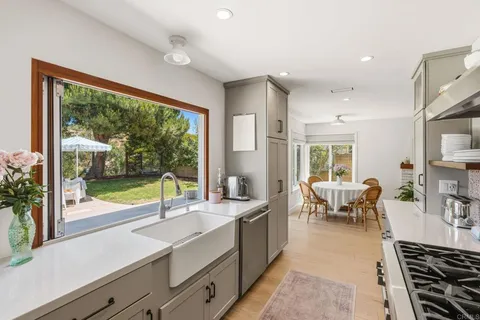 $2,349,000 | 1151 Kildeer Court, Encinitas, CA 92024