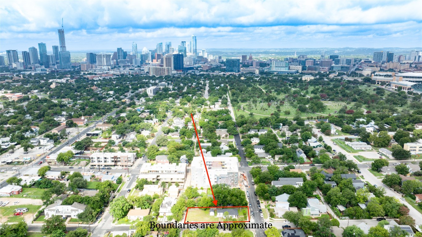 1909 East 14th Street Austin, TX 78702 - Photo 12 of 15 a view of a city