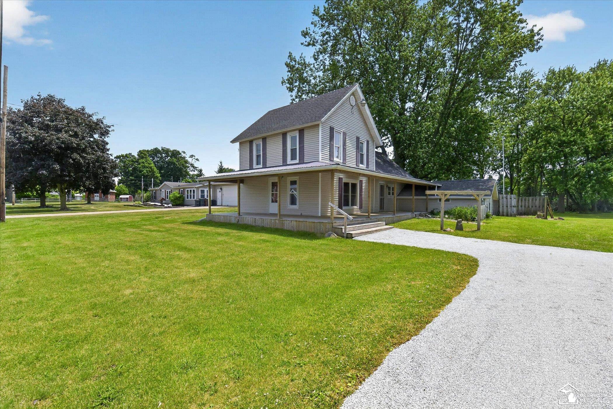 5813 West Temperance Road Ottawa Lake, MI 49267 - Photo 2 of 45