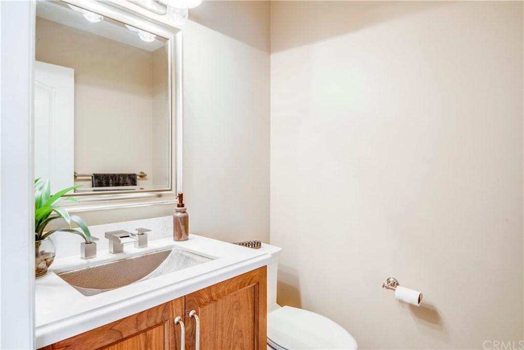 527 Avenue C Redondo Beach, CA 90277 - Photo 26 of 32