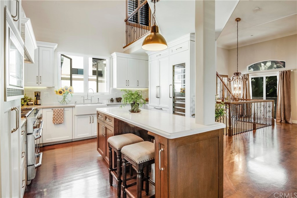 527 Avenue C Redondo Beach, CA 90277 - Photo 10 of 32