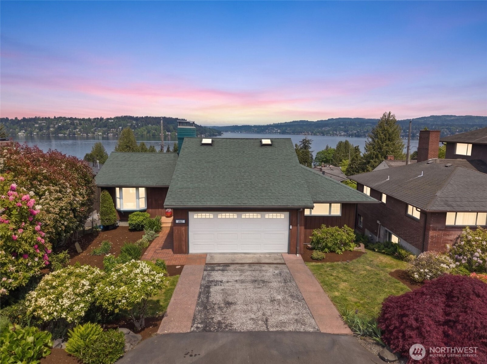 10468 Forest Avenue South Seattle, WA 98178 - Photo 1 of 40