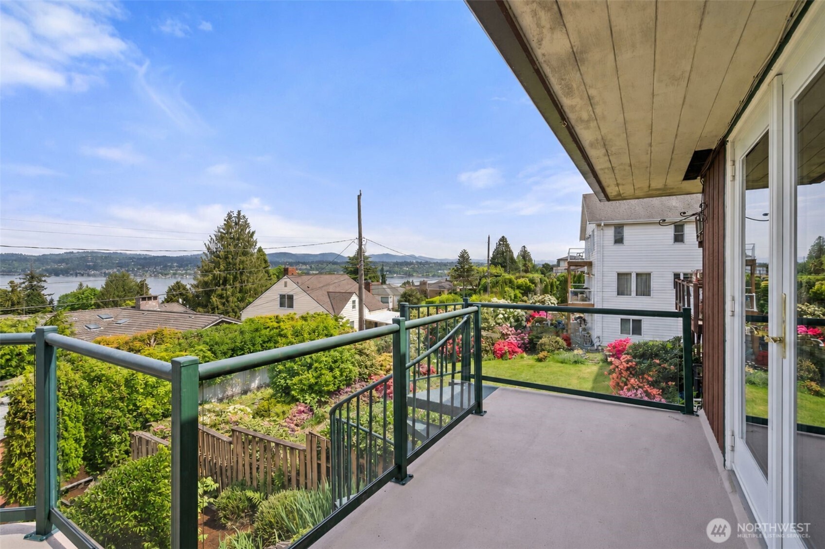 10468 Forest Avenue South Seattle, WA 98178 - Photo 19 of 40