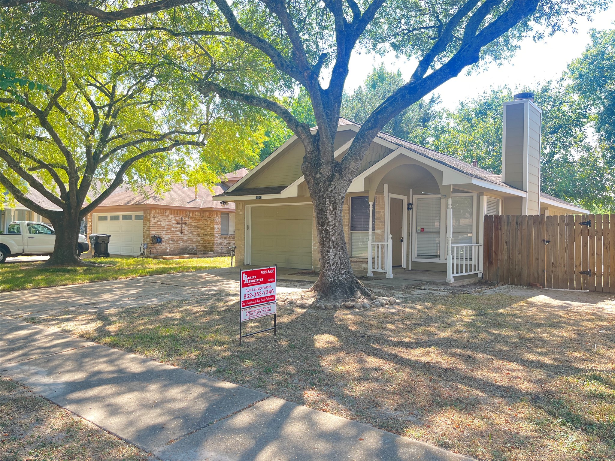 13643 Vickston Lane Houston, TX 77014 - Photo 2 of 18