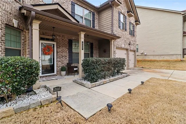 $500,000 | 622 Stream Court, Fairburn, GA 30213