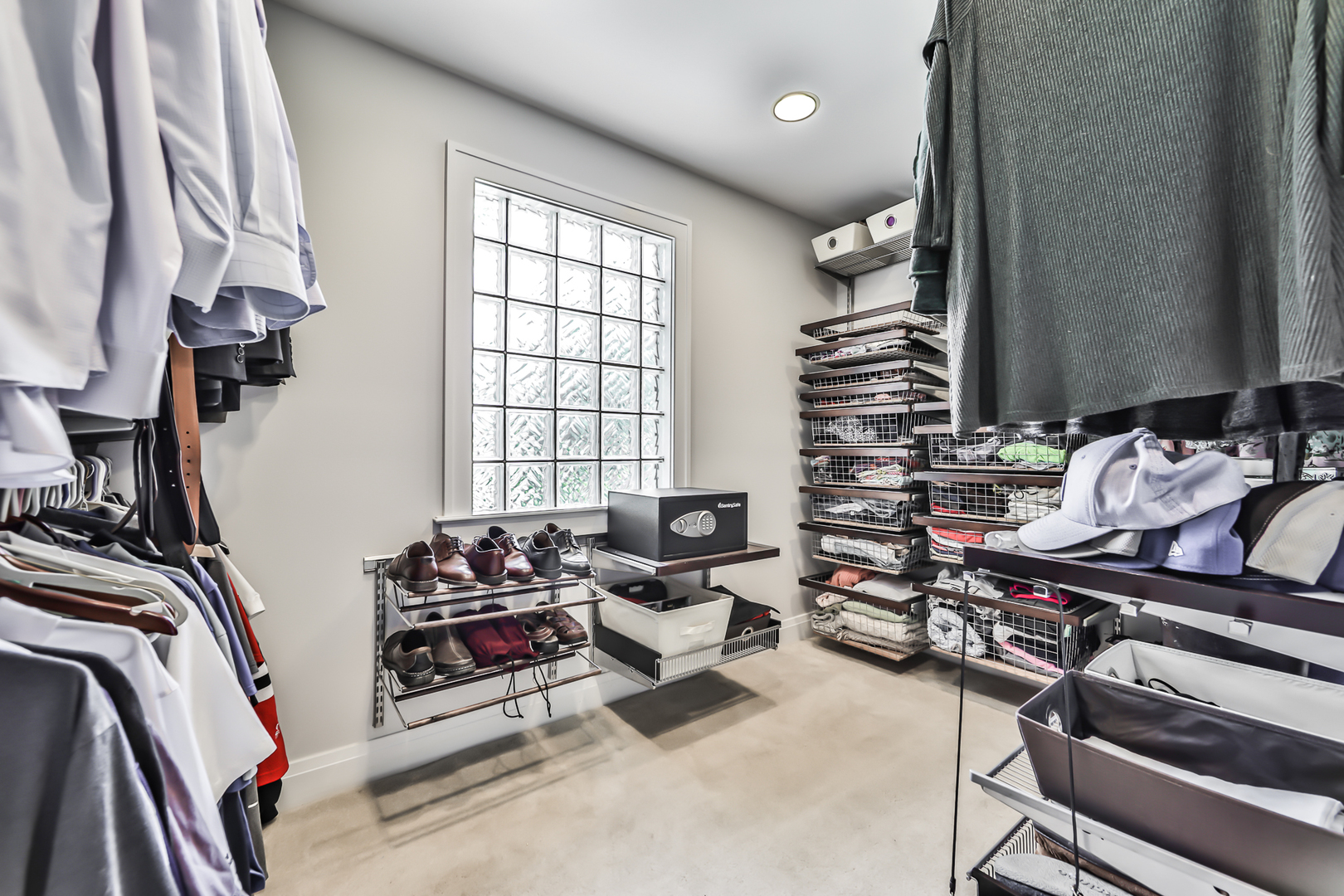 576 Selborne Road Riverside, IL 60546 - Photo 22 of 40
