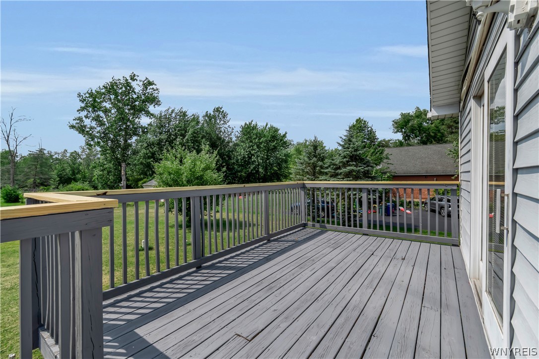 3484 Murphy Road Newfane, NY 14108 - Photo 5 of 25 Back deck