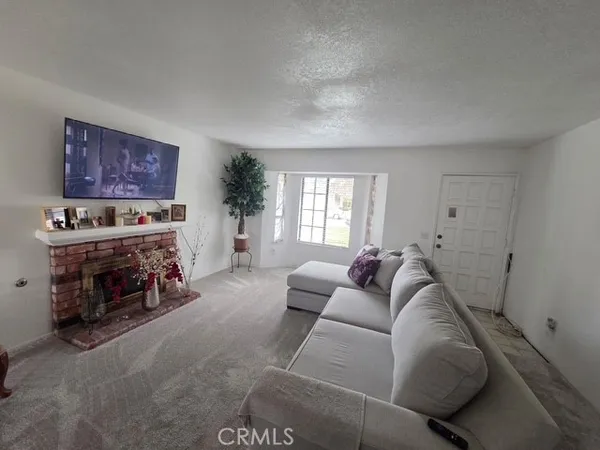 $475,000 | 2099 Applewood Street, Colton, CA 92324