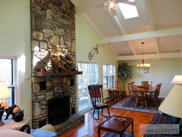 8399 Hemlock Ridge Road Blowing Rock, NC 28605 - Photo 13 of 25 Gallery Image 13
