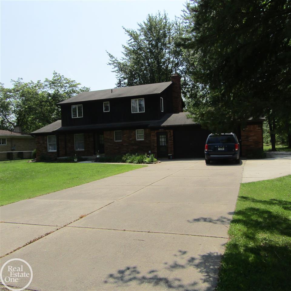 48978 Callens Road Chesterfield, MI 48047 - Photo 29 of 47