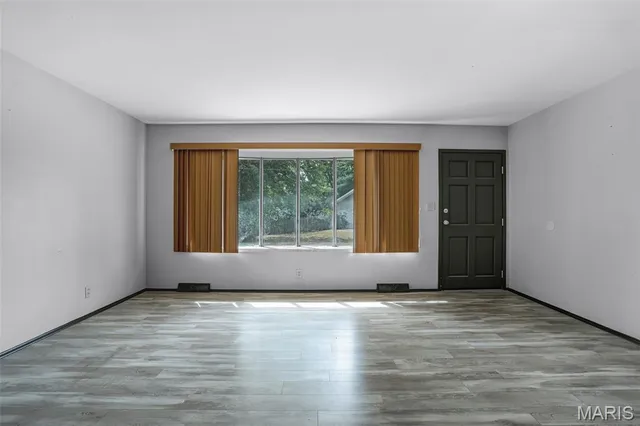 $164,000 | 1301 Springfield Drive, Belleville, IL 62221