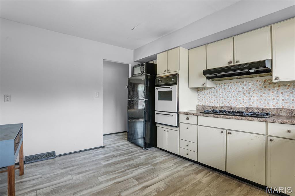 1301 Springfield Drive Belleville, IL 62221 - Photo 10 of 28