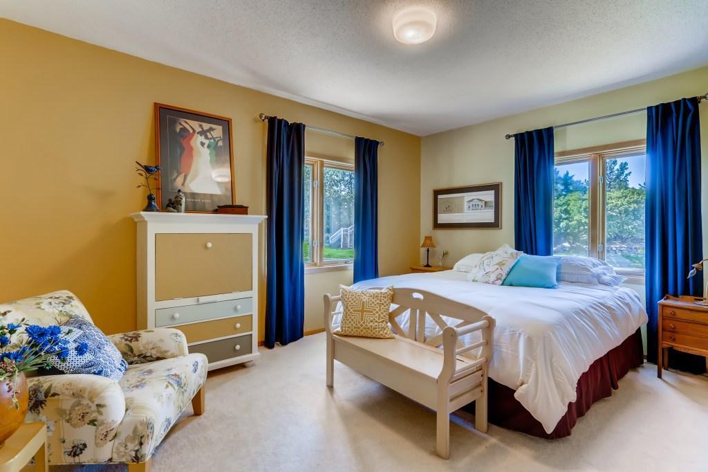 2400 Crosby Road Minnetonka, MN 55391 - Photo 24 of 38 Gallery Image 24