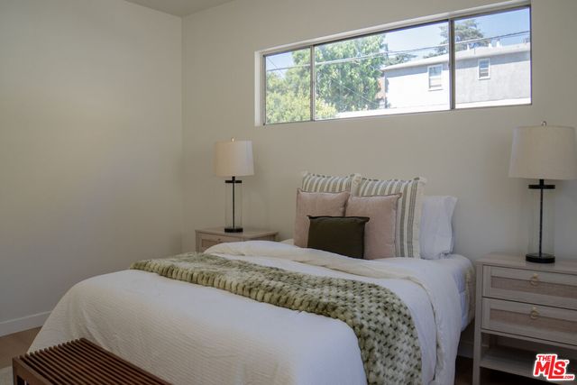 $835,000 | 4579 Ambrose Avenue, Unit 8, Los Angeles, CA 90027