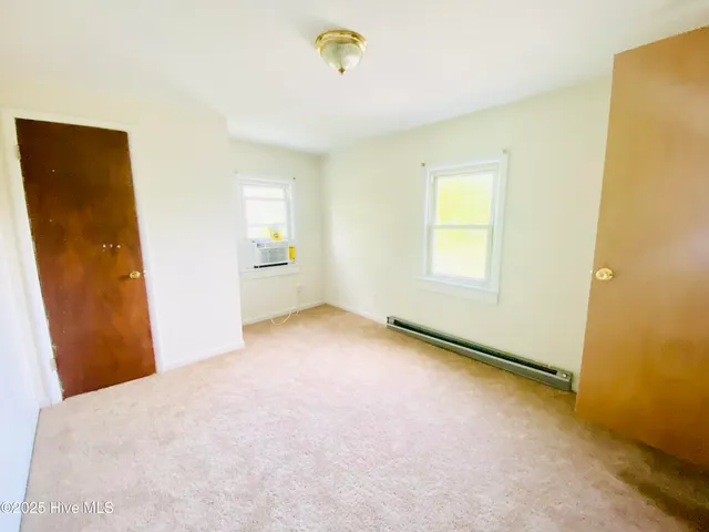 $875 | 501 East Broad Street, Unit B, Elizabeth City, NC 27909