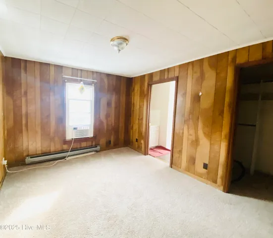 $875 | 501 East Broad Street, Unit B, Elizabeth City, NC 27909