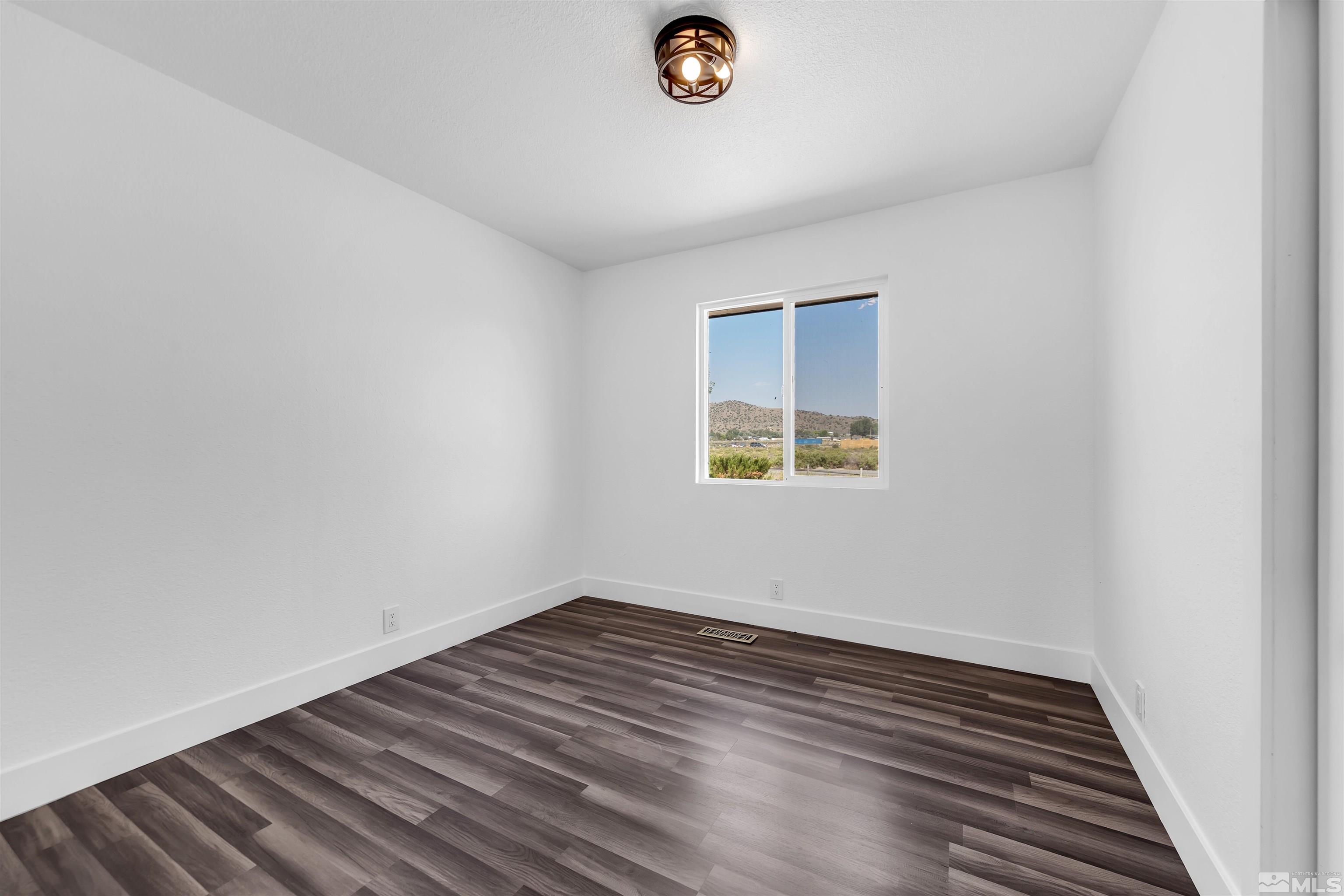 10565 Pine Street Reno, NV 89506 - Photo 18 of 26 Photo 18
