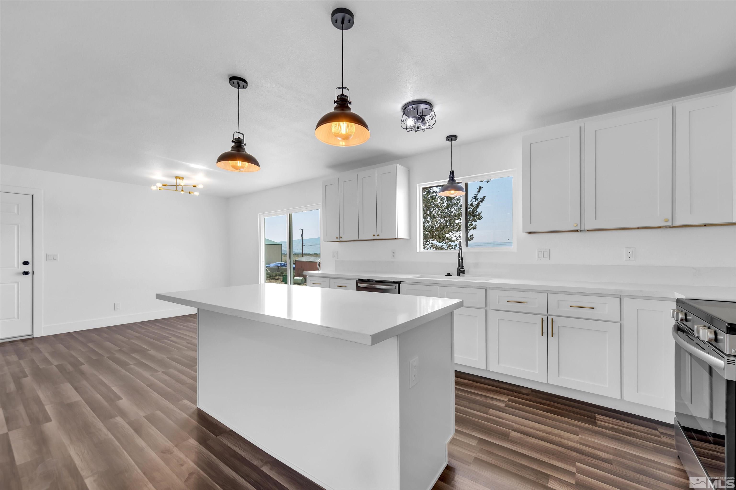 10565 Pine Street Reno, NV 89506 - Photo 7 of 26 Photo 7