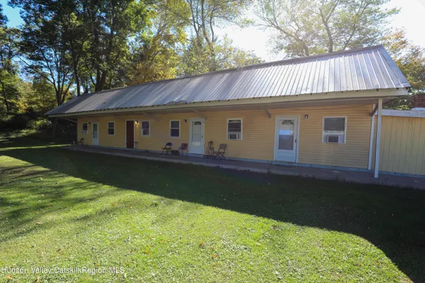 $895,000 | 181 Glenerie Boulevard, Saugerties, NY 12477