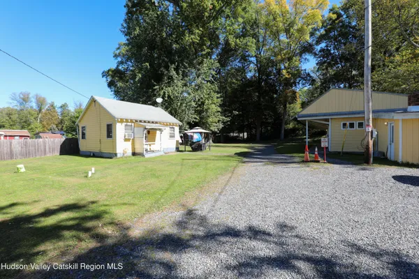 $895,000 | 181 Glenerie Boulevard, Saugerties, NY 12477