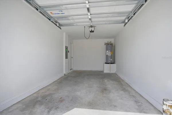 $2,390 | 862 Lynx Street, Davenport, FL 33837